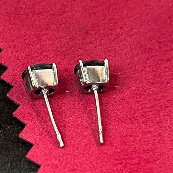 3 Stone Midnight Sapphire Ring & Earrings Set in Durable Stainless Steel. - Picture 14 of 17